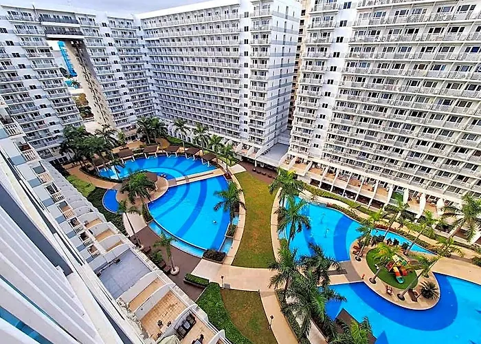 Maru Shell 12f; Pool View, Netflix Manila